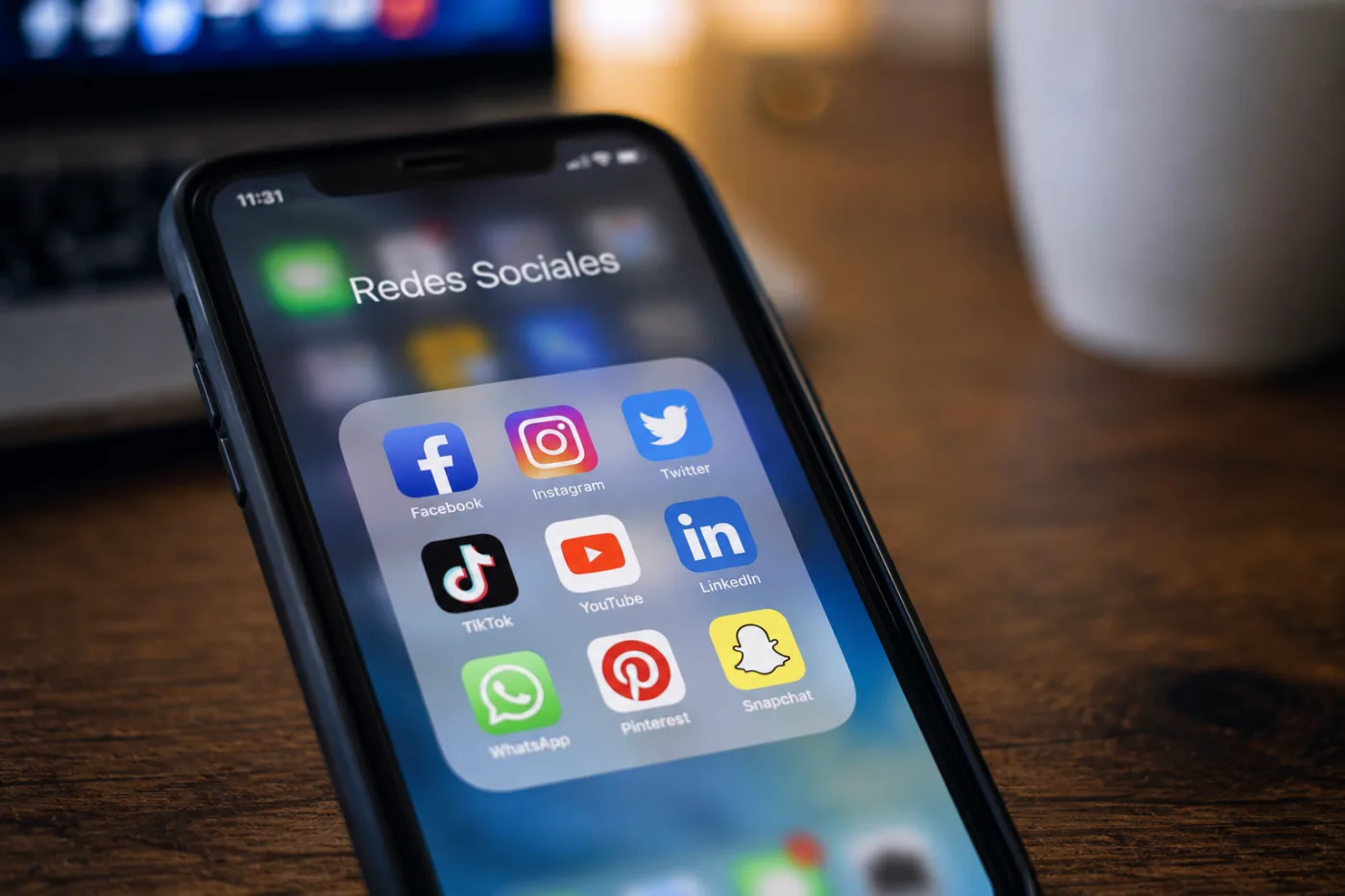 Las redes sociales cambiaron el mundo: ventajas, riesgos y cómo están transformando nuestra vida diaria